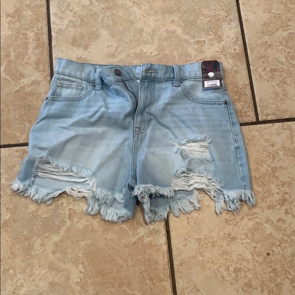 Shorts - Picture 1 of 1